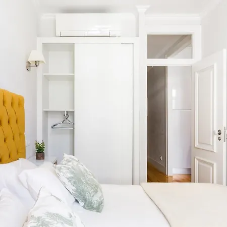 Augusta Street 213 - 3 Esq * Lissabon