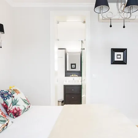 Augusta Street 213 - 3 Esq * Lissabon